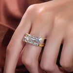 Anel Dedinho Moissanite 10 Pedras (3,26ct) em Prata 925 com Ródio ou Ouro, Design Torcido, Moissanite Cor D VVS1 Certificada