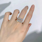 Anel Dedinho Moissanite 10 Pedras (3,26ct) em Prata 925 com Ródio ou Ouro, Design Torcido, Moissanite Cor D VVS1 Certificada