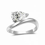 Anel Solitário Moissanite Gota 3ct (7x11mm) em Prata 925 com Banho de Ouro 18k e Moissanite Cor D VVS1 Certificada