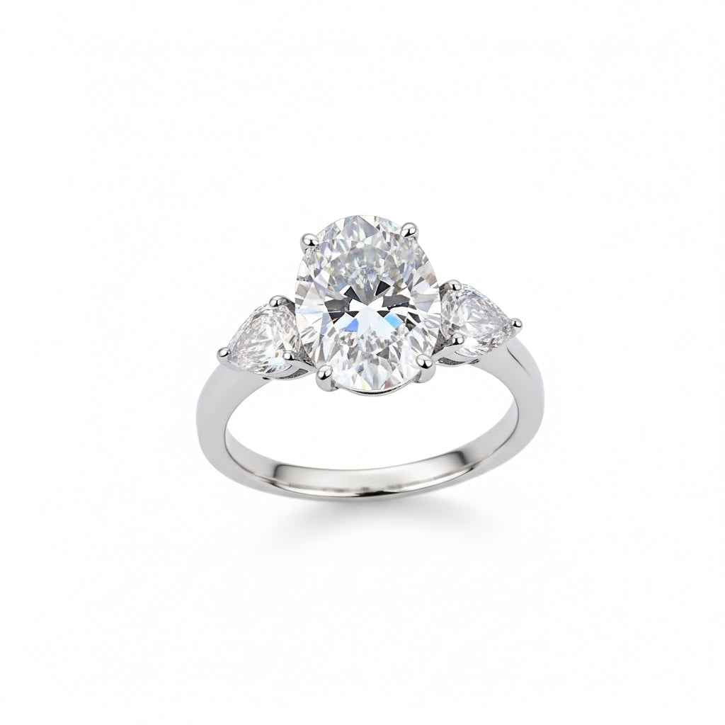 Anel Moissanite Oval 3 Pedras, Prata 925 com Ródio, 3,7ct e 9,6ct, Laterais em Gota, Certificado D VVS1