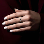 Anel Cravejado de Moissanite Brilhante 0,15ct em Prata 925 com Ródio e Moissanite Cor D VVS1 Certificada