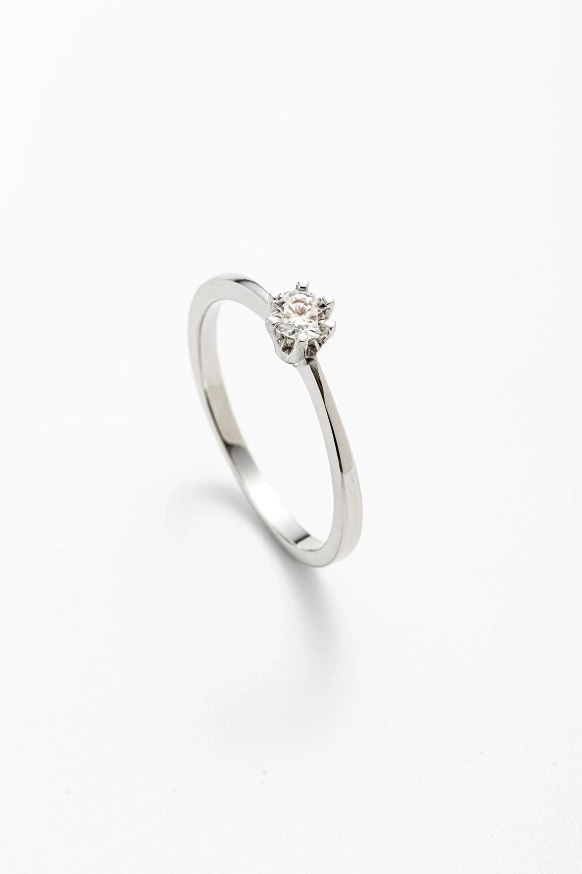 Anel Solitário Moissanite 6 Garras Prata 925 com Ródio - Monlí
