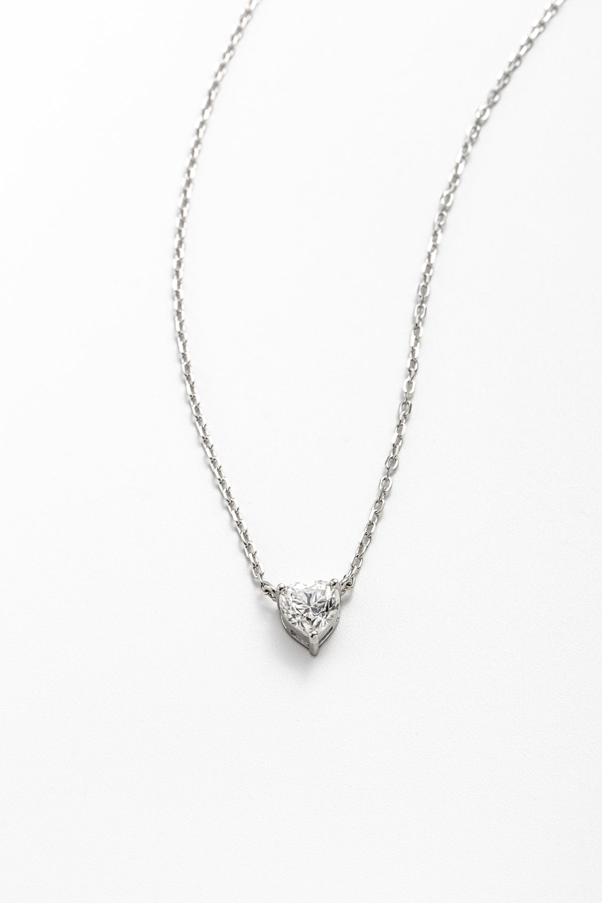 Colar Coração Moissanite 0.8 Quilates Prata 925 com Ródio - Monlí
