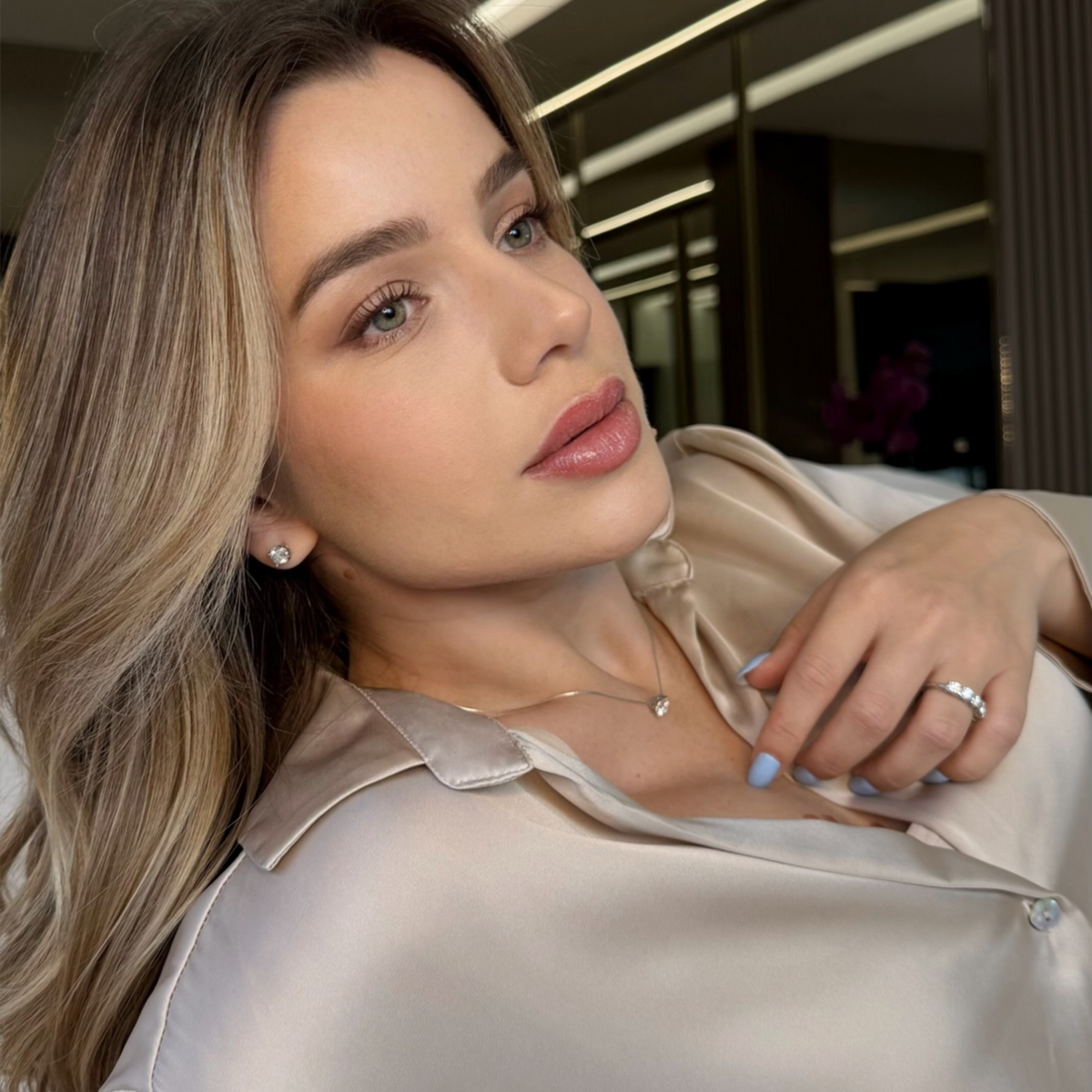 Anel Meia Aliança Moissanite 1.5 Quilates em Prata 925 com Ródio