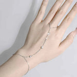 Pulseira de Mão e Dedo de Moissanite Brilhante 3mm em Prata 925 (Banhada a Ouro 18K), Moissanite Cor D VVS1 Certificada