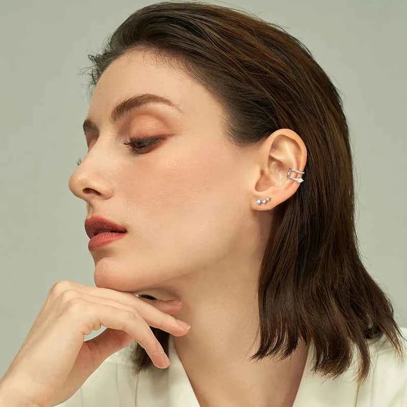 Brinco de Pressão Ear Cuff de Moissanite em Prata 925 Certificada — Design Sem Furo com Moissanite Cor D VVS1 — Monlí