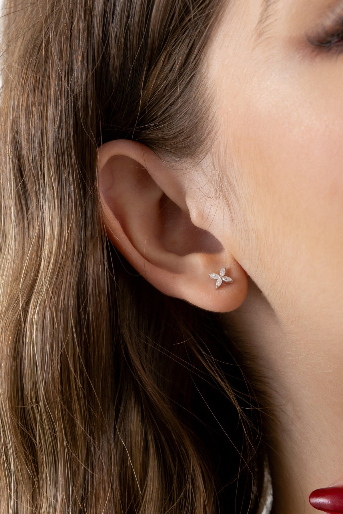 Brinco Flor Moissanite 0.4 Quilates em Prata 925 com Ródio - Monlí