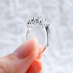 Anel Meia Aliança Moissanite 1.5 Quilates em Prata 925 com Ródio
