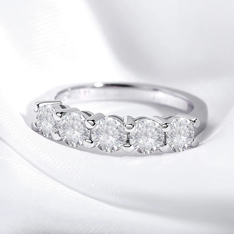 Anel Meia Aliança Moissanite 1.5 Quilates em Prata 925 com Ródio