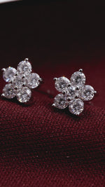 Brinco Flor Moissanite 0.6 Quilates Prata 925 com Ródio