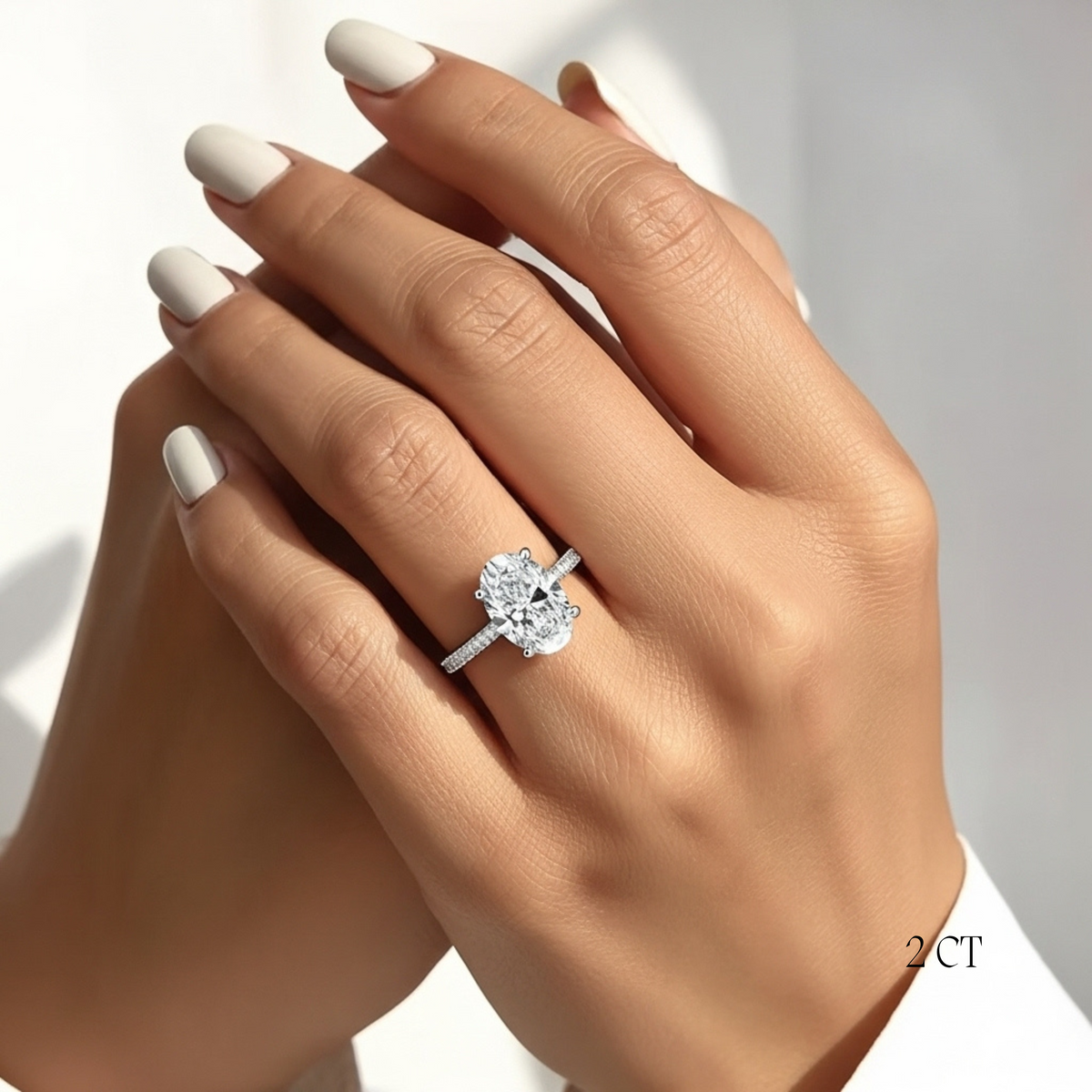 Anel Solitário Moissanite 925 Oval Cravejado, 1ct 2ct 3ct, Prata 925 com Ródio Branco, Moissanite Cor D VVS1 Certificada