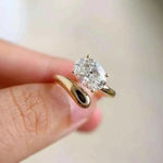 Anel Aberto Ajustável Moissanite Oval 1.5ct em Prata 925 Banhado a Ouro 18k – D Color VVS1 com Certificação GRA – Monlí