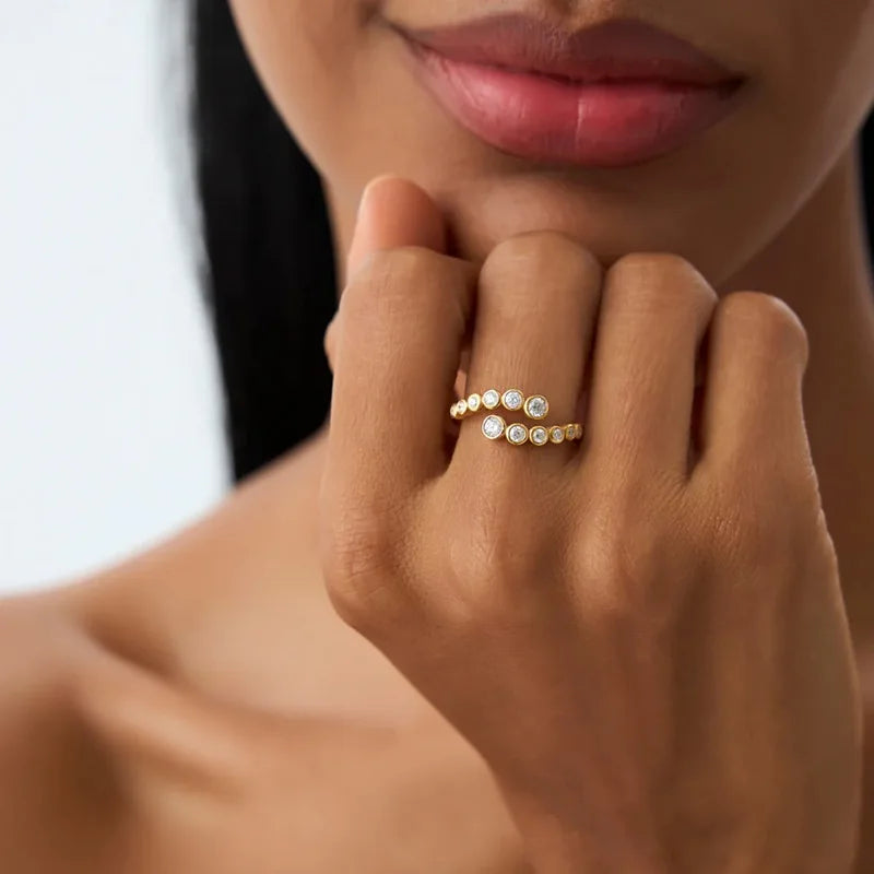 Anel Bypass Curvo Moissanite Prata 925 Banhado a Ouro 18K Anel de Luxo Feminino