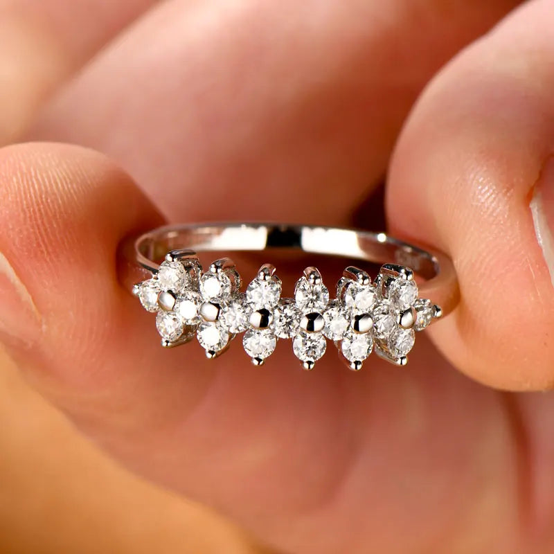 Anel Cluster Floral 2mm Moissanite Prata 925 Anel de Luxo Feminino