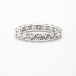 Anel Cravejado 2ct de Moissanite Brilhante 360º, Prata 925 com Ródio, Moissanite Cor D VVS1 Certificada - Monlí