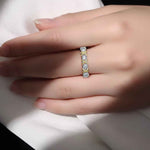 Anel Cravejado Moissanite 18k - Eternity com 15 Pedras de 0,1ct em Prata 925 com Banho de Ouro Branco 18k, Moissanite Cor D VVS1 Certificada