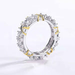 Anel Cravejado Moissanite 18k - Eternity com 15 Pedras de 0,1ct em Prata 925 com Banho de Ouro Branco 18k, Moissanite Cor D VVS1 Certificada