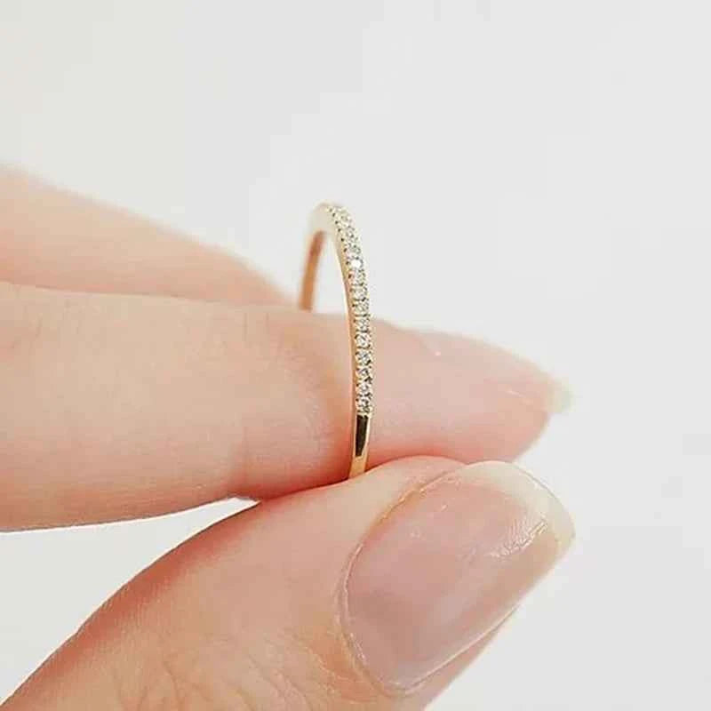 Anel Meia Aliança Moissanite Prata 925 Banhado a Ouro 18K Anel de Luxo Feminino