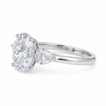 Anel Moissanite Oval 3 Pedras, Prata 925 com Ródio, 3,7ct e 9,6ct, Laterais em Gota, Certificado D VVS1