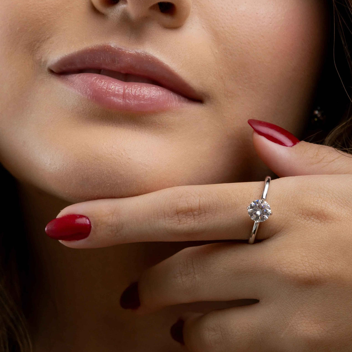 Anel Solitário Moissanite 0,5ct Brilhante com 4 Garras, Prata 925 com Ródio, Cor D VVS1 Certificada