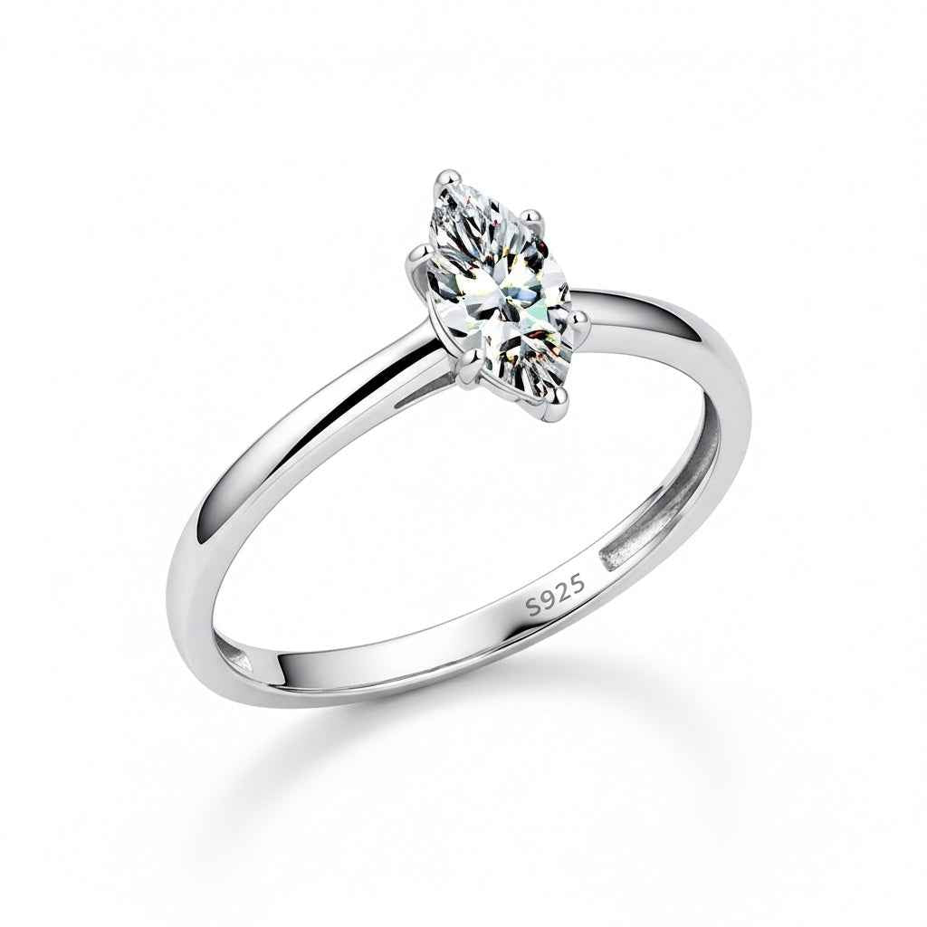 Anel Solitário Moissanite Marquise Navette 0,5ct em Prata 925 com Ródio e Moissanite Cor D VVS1 Certificada