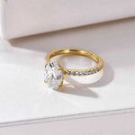 Anel Oval 2ct em Moissanite Cor D VVS1 Certificada em Prata 925 com Banho de Ouro 18K — Monlí