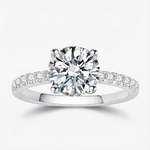 Anel Solitário de Moissanite Brilhante Com Aro Cravejado 1 a 5ct em Prata 925 Com Banho de Ouro, Moissanite Cor D VVS1 Certificada — Monlí