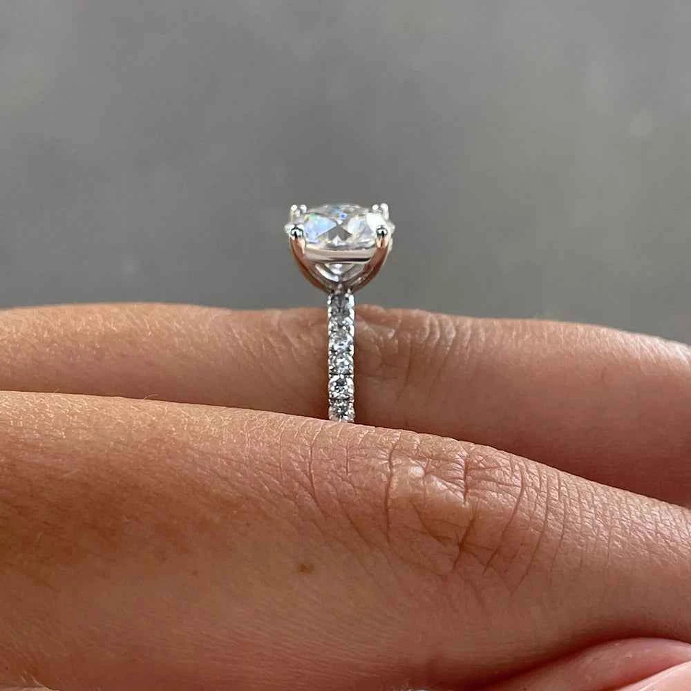 Anel Solitário Halo Oculto de Moissanite Brilhante 1 a 5ct em Prata 925, Moissanite Cor D VVS1 Certificada — Monlí