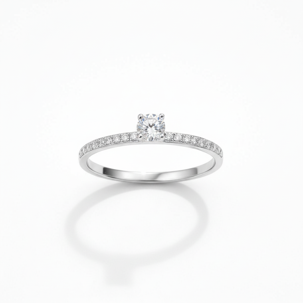 Anel Solitário de Moissanite Lapidação Brilhante 0.3 quilates em Prata 925 - Moissanite Cor D VVS1 Certificada