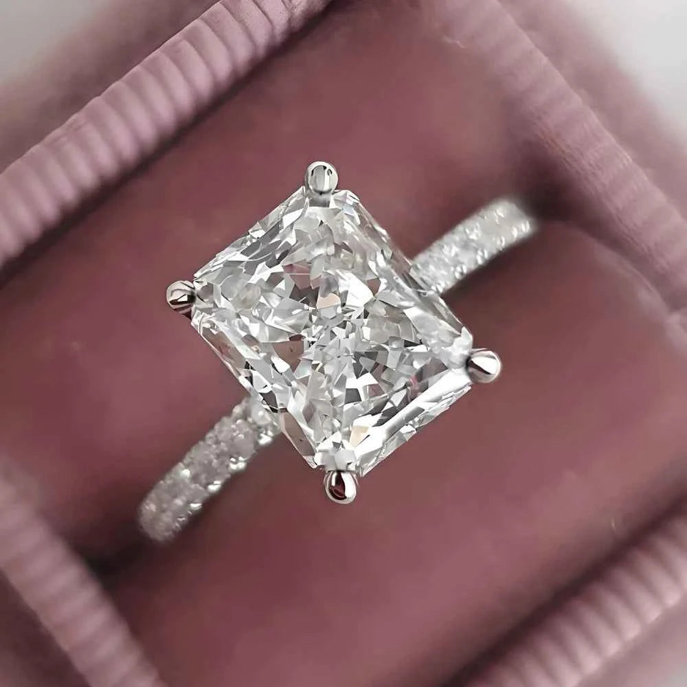 Anel Solitário de Moissanite Radiant Cut 1ct, 2ct, 3ct ou 4ct em Prata 925, Moissanite Cor D VVS1 Certificada — Monlí