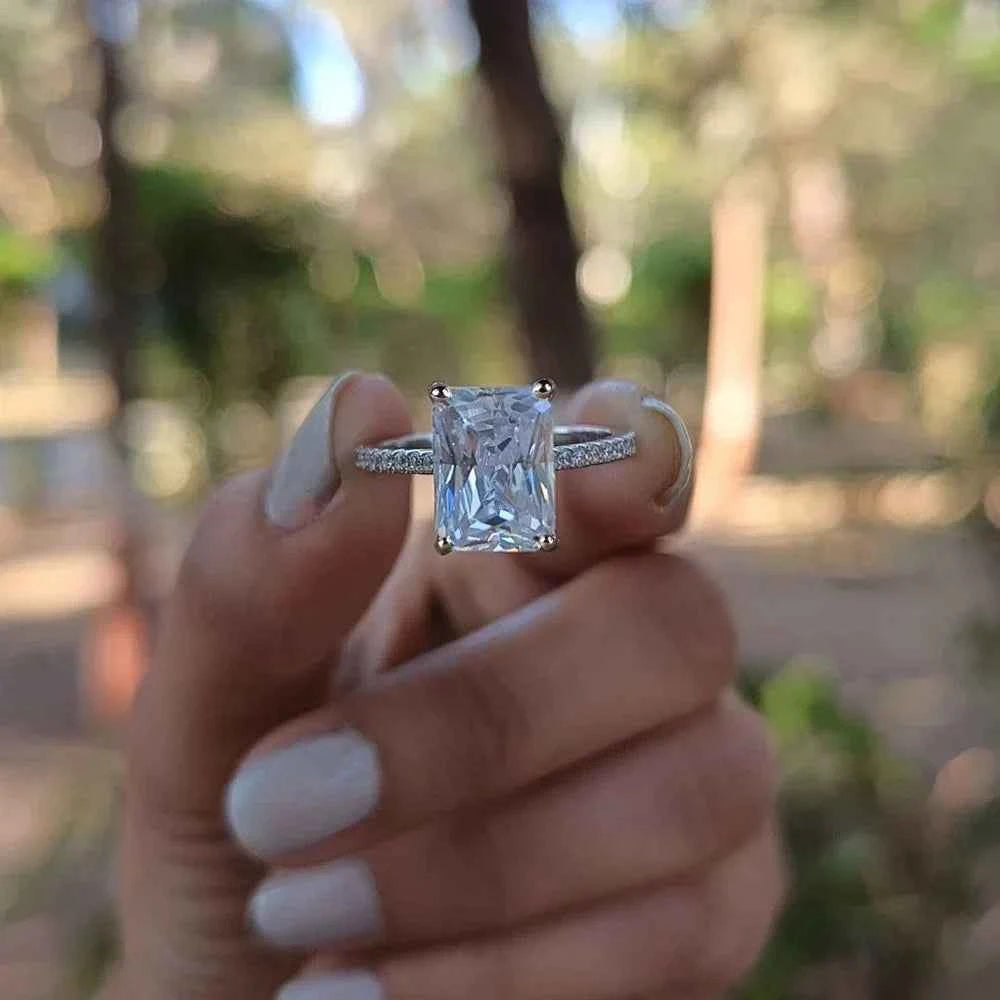 Anel Solitário de Moissanite Radiant Cut 1ct, 2ct, 3ct ou 4ct em Prata 925, Moissanite Cor D VVS1 Certificada — Monlí