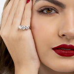 Anel Três Pedras Moissanite Brilhante 2,75ct em Prata 925 com Ródio, Cor D VVS1 Certificada