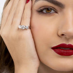 Anel Três Pedras Moissanite Brilhante 2,75ct em Prata 925 com Ródio, Cor D VVS1 Certificada