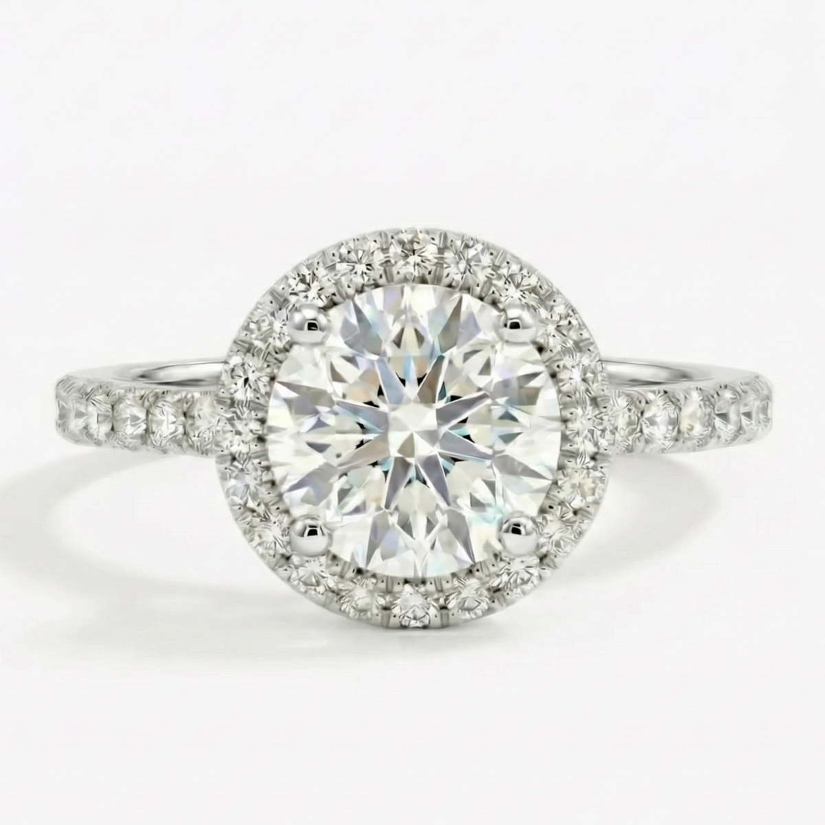 Anel de Moissanite Halo 0.5ct ou 1ct em Prata 925, Moissanite Cor D VVS1 Certificada — Monlí