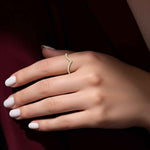 Anel Cravejado de Moissanite Brilhante 0,15ct em Prata 925 com Ródio e Moissanite Cor D VVS1 Certificada