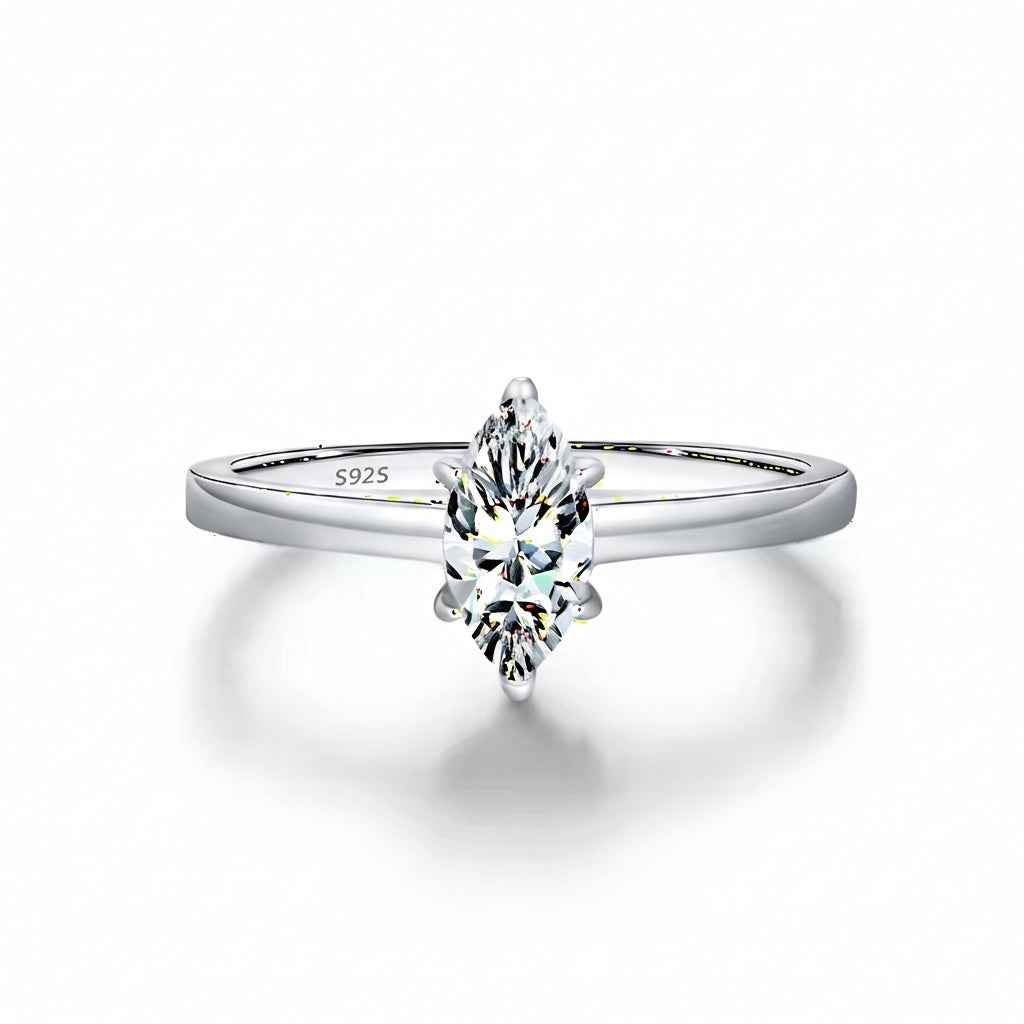 Anel Solitário Moissanite Marquise Navette 0,5ct em Prata 925 com Ródio e Moissanite Cor D VVS1 Certificada