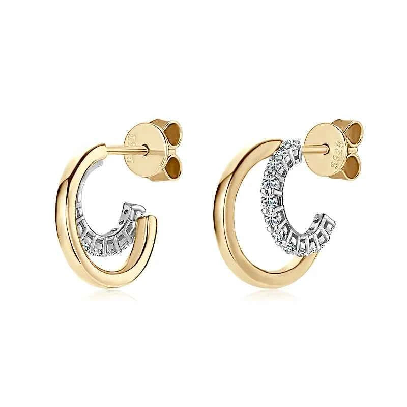 Brinco Argola Aberta de Moissanite Brilhante 1.5mm (0.18ct) em Prata 925 com Banho de Ouro 14k, Moissanite Cor D VVS1 Certificada — Monlí