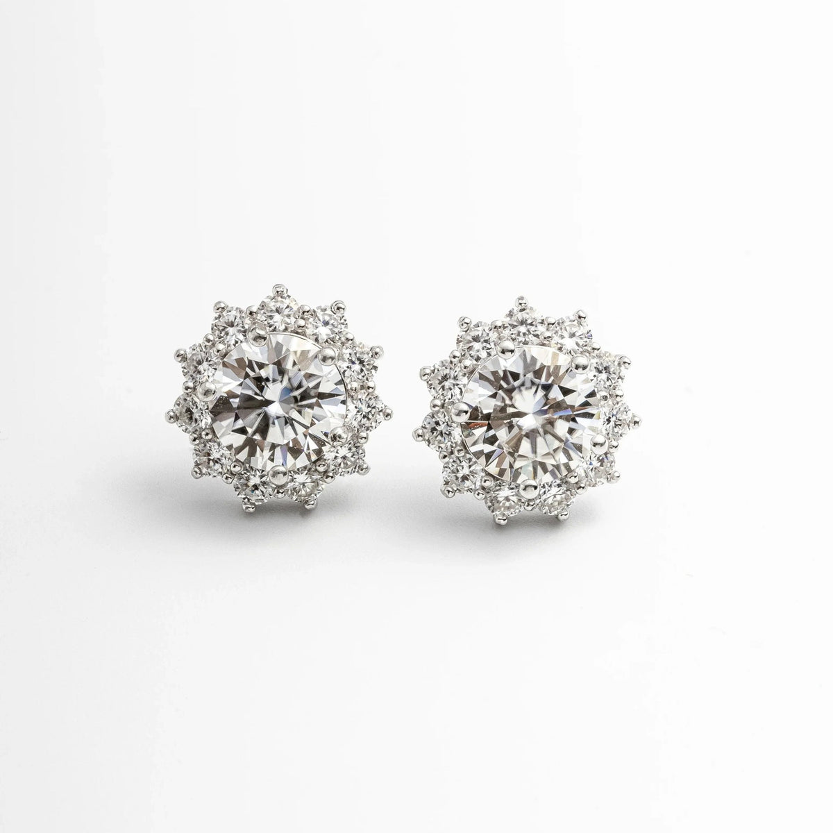 Brinco Estelar 1,5ct de Moissanite Brilhante, Prata 925 com Ródio, Moissanite Cor D VVS1 Certificada - Monlí