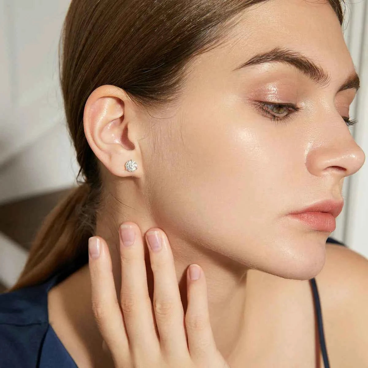 Brinco Moissanite Redondo 0.5ct/1ct – Prata 925 – Ponto de Luz Clássico – Todas as Cores