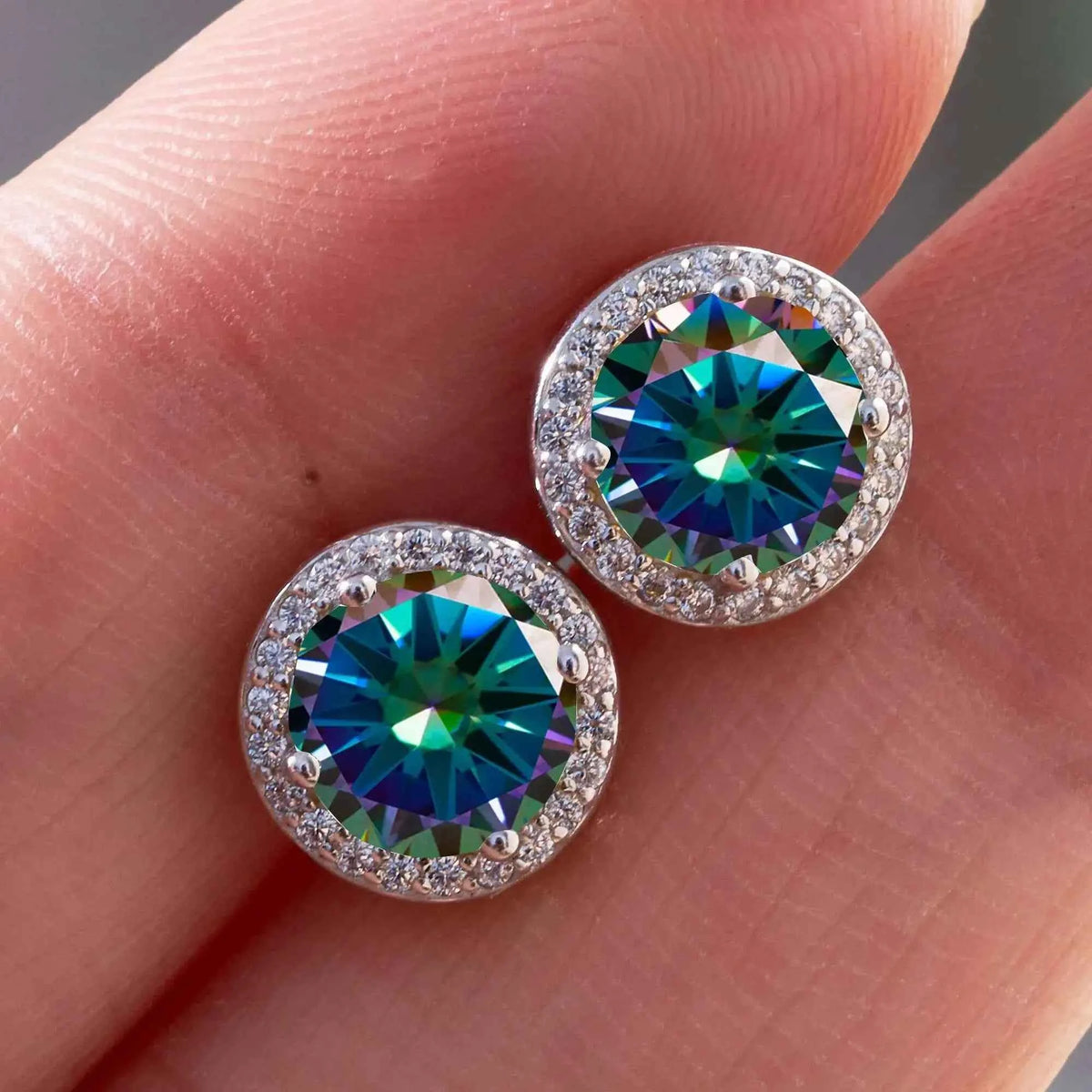 Brincos Halo Redondo de Moissanite Coloridas 1ct em Prata 925, Cor D VVS1 Certificada