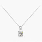 Colar Pingente Moissanite 0,5ct Cadeado, Prata 925 com Ródio e Moissanite Cor D VVS1 Certificada