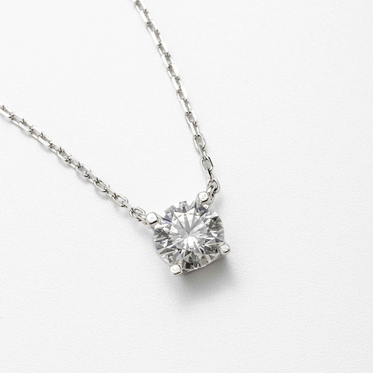 Colar de Moissanite com 4 Garras 1ct Brilhante em Prata 925 com Ródio e Moissanite Cor D VVS1 Certificada