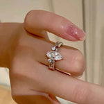 Conjunto de Anéis com Moissanite Marquise / Navette 3,3ct em Prata 925, Lapidação Excelente, Moissanite Cor D VVS1 Certificada — Monlí