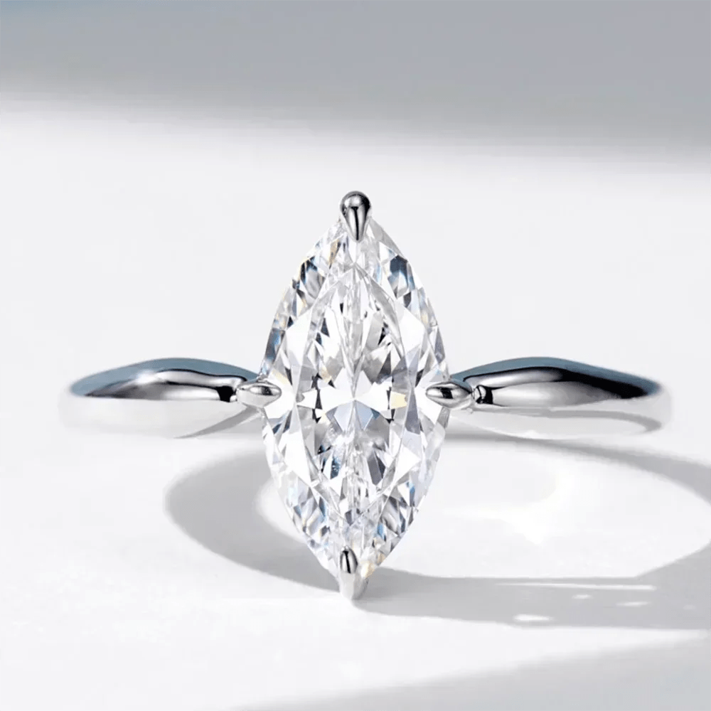 Conjunto de Anéis com Moissanite Marquise / Navette 3,3ct em Prata 925, Lapidação Excelente, Moissanite Cor D VVS1 Certificada — Monlí - Monlí