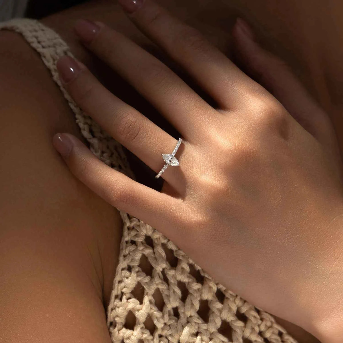 Anel de Moissanite Marquise 0,5ct em Prata 925 com Polimento Premium - Moissanite Cor D VVS1 Certificada